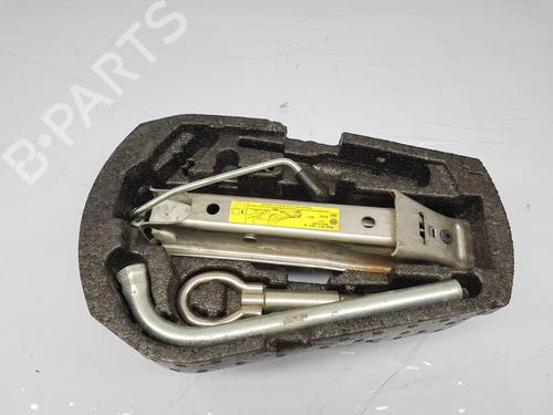 Jack Kit VW POLO IV (9N_, 9A_) 1.2 (60 hp) 32127448