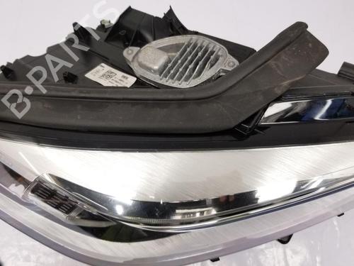 Right headlight BMW 1 (F40) M 135 i xDrive | BP31864295C29