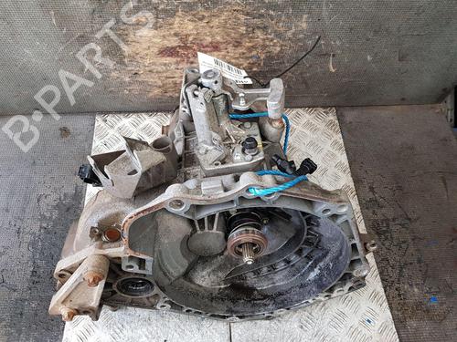 Gearbox VAUXHALL CORSA Mk IV (E) (X15) 1.4 | BP27664582M3