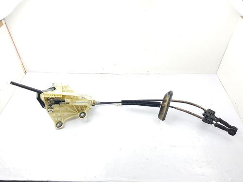 Gear lever VW TRANSPORTER T5 Bus (7HB, 7HJ, 7EB, 7EJ) 1.9 TDI 7H0711116