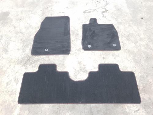 BP27330535O1 main image