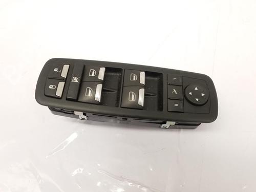 right-front-window-switch-maserati-levante-suv-m161-2016-35772324 main image