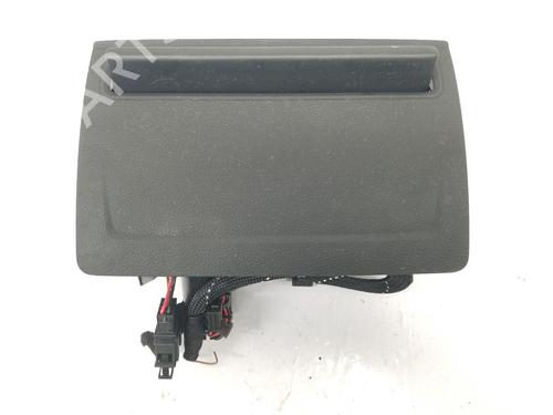 Used Radio AUDI A3 Sportback (8VA, 8VF) 1.0 TFSI (115 hp) 32149291