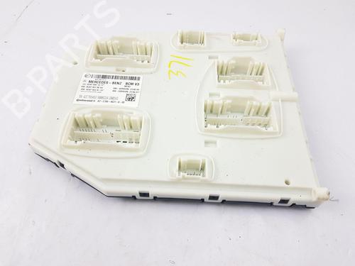 Used Fuse box Fuse box MERCEDES-BENZ GLB (X247) GLB 200 d (247.612) (150 hp) 33130725 33130725