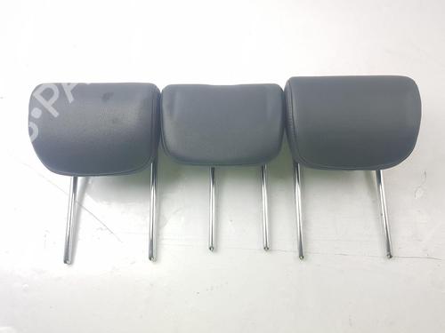 Used Headrest TOYOTA YARIS (_P13_) 1.3 (NSP130_, NSP130) (99 hp) 31603636