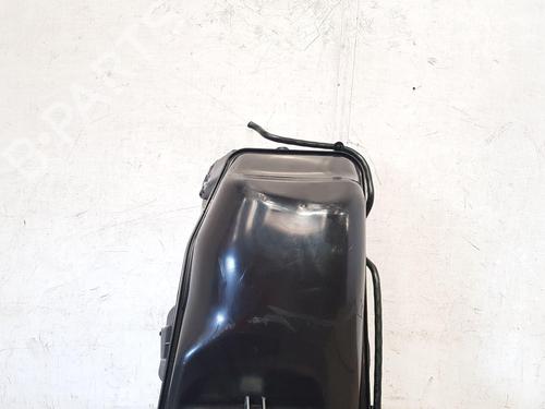 Used AdBlue tank VOLVO V60 II (225) D4 (190 hp) 22204371