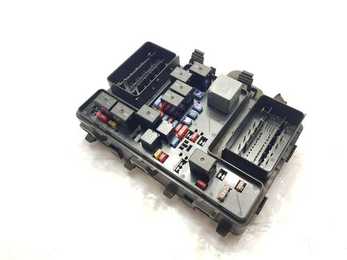 fuse-box-ford-s-max-cj-wa6-2015-31027195 main image