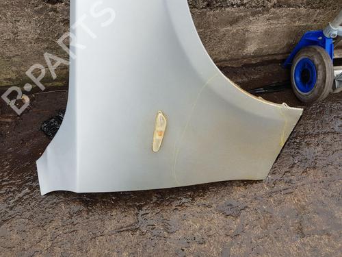 Right front fenders BMW 5 (E60) 530 d | BP29575818C42 