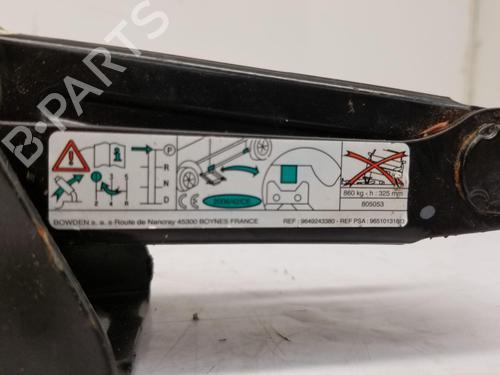 Jack Kit OPEL CORSA F (P2JO) 1.2 (68) | BP29597769C119 