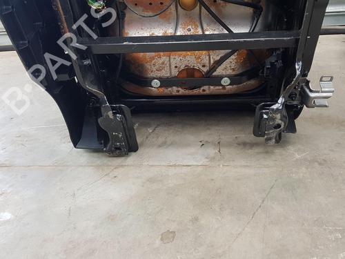 Right front seat LAND ROVER DISCOVERY IV (L319) 3.0 TD 4x4 | BP26915072C16 