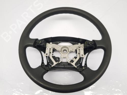 Used Steering wheel TOYOTA HIACE V Van (TRH2__, KDH2__, LH2__, GDH2__) 2.5 D-4D (95 hp) 30445278