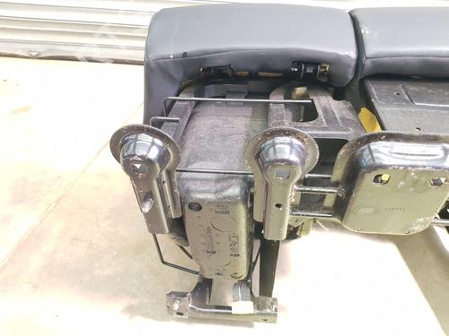 Left front seat VAUXHALL VIVARO C Van (K0) 1.5 | BP36861008C15  - Image 19