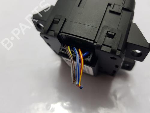 Switch BMW 4 Convertible (F33, F83) 420 d | BP29871063I30