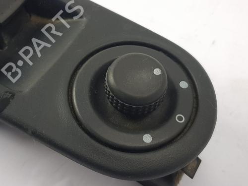 Right front window switch RENAULT TRAFIC II Van (FL) 2.0 dCi 115 (FL01, FL0U, FL00, FL0H, FL0M) | BP29378850I26 