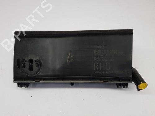 Handskerum TOYOTA RAV 4 III (_A3_) 2.2 D 4WD (ALA30_, ALA30R) | BP29738133C95