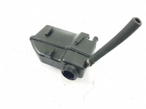 Used Power steering reservoir VOLVO V70 II (285) 2.4 (170 hp) 31574573