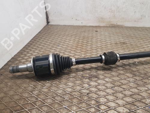 Right front driveshaft TOYOTA YARIS (_P21_, _PA1_, _PH1_) 1.5 Hybrid (MXPH10, MXPH11) | BP31819956M39