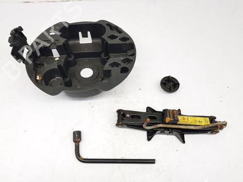 Used Jack Kit PEUGEOT 108 1.0 VTi (69 hp) 29839508