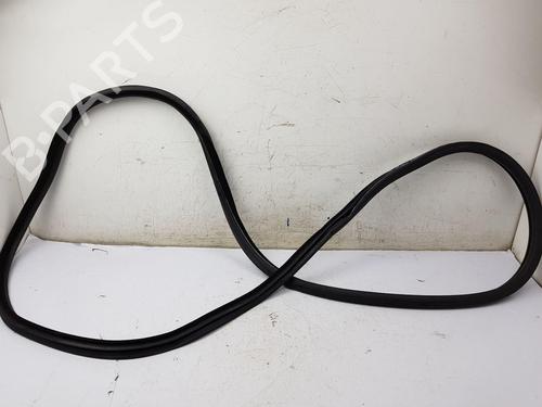 Used Rubber door seal MCLAREN 720S 4.0 (720 hp) 22683371