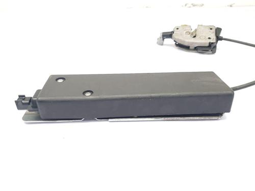 Tailgate lock LAND ROVER DISCOVERY III (L319) 2.7 TD 4x4 | BP28362811C101 