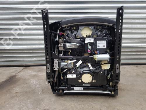 Stol høyre foran SKODA SUPERB III (3V3) 2.0 TDI | BP29378841C16 