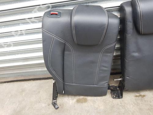 Right front seat FORD FIESTA VI (CB1, CCN) 1.6 Ti | BP26903388C16 