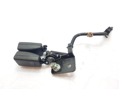 Used Seat buckle HONDA CIVIC VIII Hatchback (FN, FK) 2.2 CTDi (FK3) (140 hp) 24511261