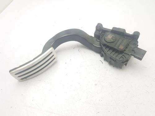 pedal-tesla-model-3-5yj3-2017-35716588 main image