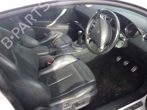 Fuse box PEUGEOT RCZ 2.0 HDi | BP34169118E1  - Image 11