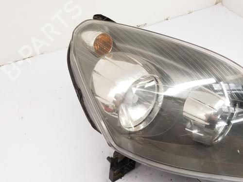 Faro derecho VAUXHALL ZAFIRA Mk II (B) (A05) 1.6 | BP29316152C29 
