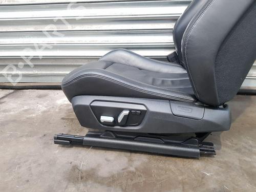 Siège avant droit BMW 4 Coupe (F32, F82) M4 Competition | BP30650130C16