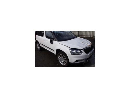 Engine control unit (ECU) SKODA YETI (5L) 2.0 TDI | BP23263932M57  - Image 15