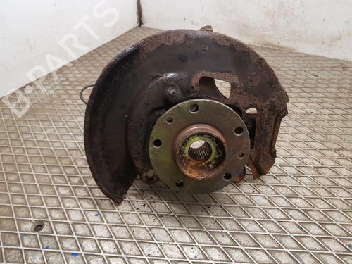 Venstre Styrespindel Lejehus Venstre Styrespindel Lejehus NISSAN QASHQAI II (J11, J11_) 1.5 dCi (110 hp) 35885075 35885075