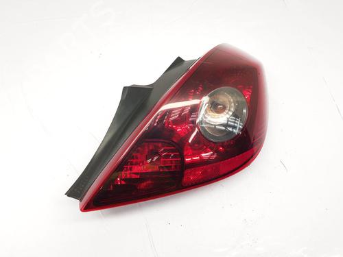 Used Right taillight Right taillight VAUXHALL CORSA Mk III (D) (S07) 1.2 i 16V (L08) (86 hp) 33329826 33329826