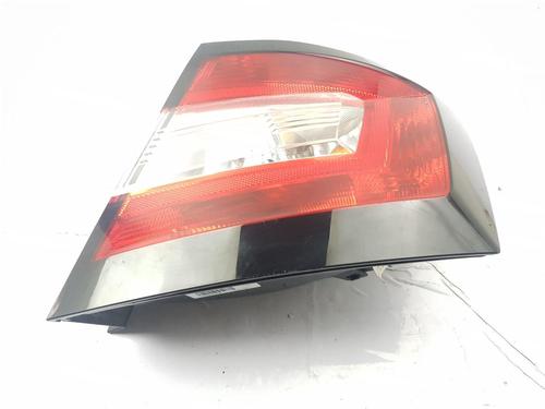 right-taillight-skoda-fabia-iii-nj3-2014-2015-2016-2017-2018-2019-2020-2021-32252238 main image