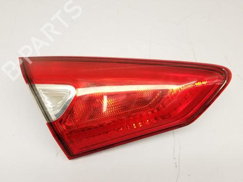 left-tailgate-light-nissan-pulsar-hatchback-c13-2014-35772177 main image