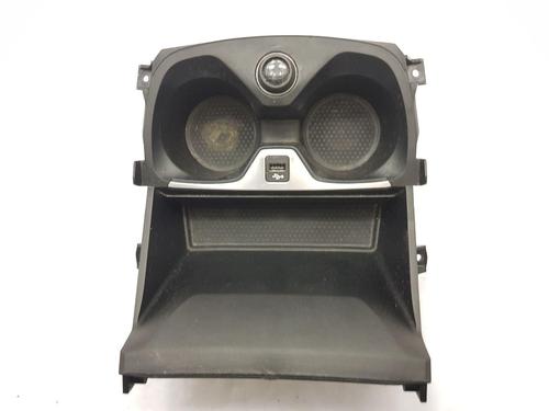 Used Cup/Object holder BMW 1 (F40) M 135 i xDrive (306 hp) 29262993
