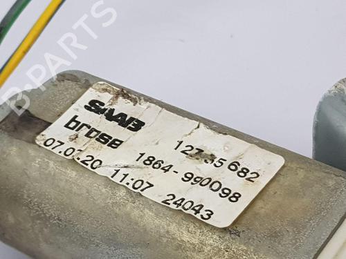 Alzavetro anteriore destra SAAB 9-3 (YS3F, E79, D79, D75) 1,8t | BP30290410C23