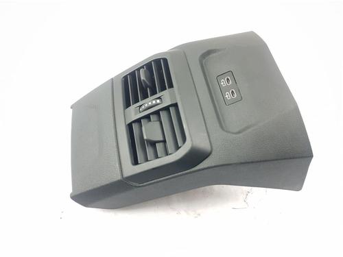 air-vent-bmw-1-f40-2019-31864291 main image