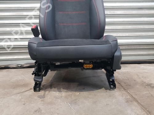 Right front seat MERCEDES-BENZ GLB (X247) GLB 200 d (247.612) | BP32846928C16 - Image 32