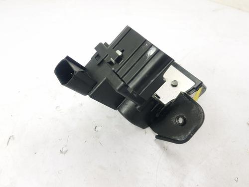 Tailgate lock KIA STONIC (YB) | BP32004029C101