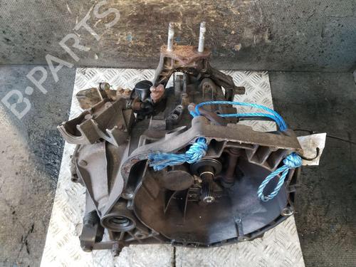 Used Gearbox VAUXHALL COMBO Mk III (D) Box Body/MPV (X12) 1.3 CDTi (90 hp) 31723073