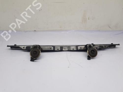 Renfort de pare-chocs avant TOYOTA HILUX VIII Pickup (_N1_) 2.4 D 4WD (GUN125_, GUN125R) (150 hp) 30649985