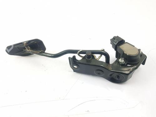 Pedal TOYOTA HIACE V Van (TRH2__, KDH2__, LH2__, GDH2__) 2.5 D-4D | BP30445277I4 