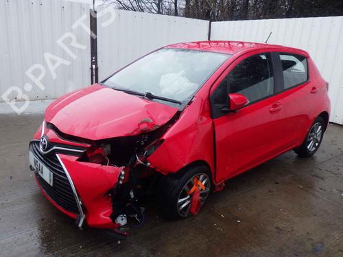Right front fog light TOYOTA YARIS (_P13_) 1.3 (NSP130_, NSP130) | BP29316215C31 