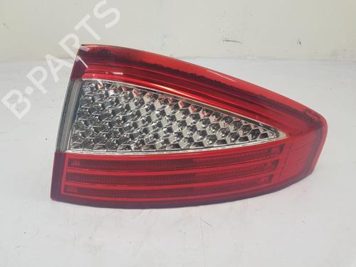 Used Right taillight Right taillight FORD MONDEO IV (BA7) 2.2 TDCi (175 hp) 40463473 40463473