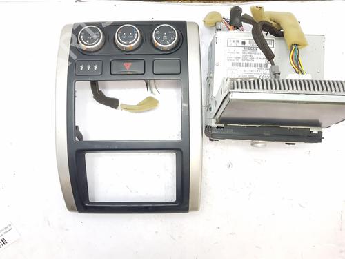 Used Electronic module NISSAN X-TRAIL II (T31) 2.0 dCi 4x4 (173 hp) 28362820