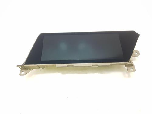 radio-bmw-5-g30-f90-530-e-plug-in-hybrid-2016-22678807 main image