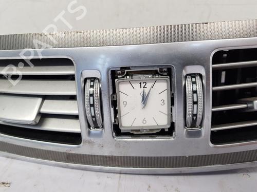 Air vent MERCEDES-BENZ E-CLASS (W212) E 250 CDI / BlueTEC (212.003, 212.004) | BP29839631I21