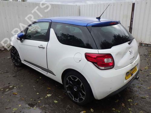 Right front fog light CITROËN DS3 (SA_) 1.6 HDi 90 | BP28683991C31 - Image 10